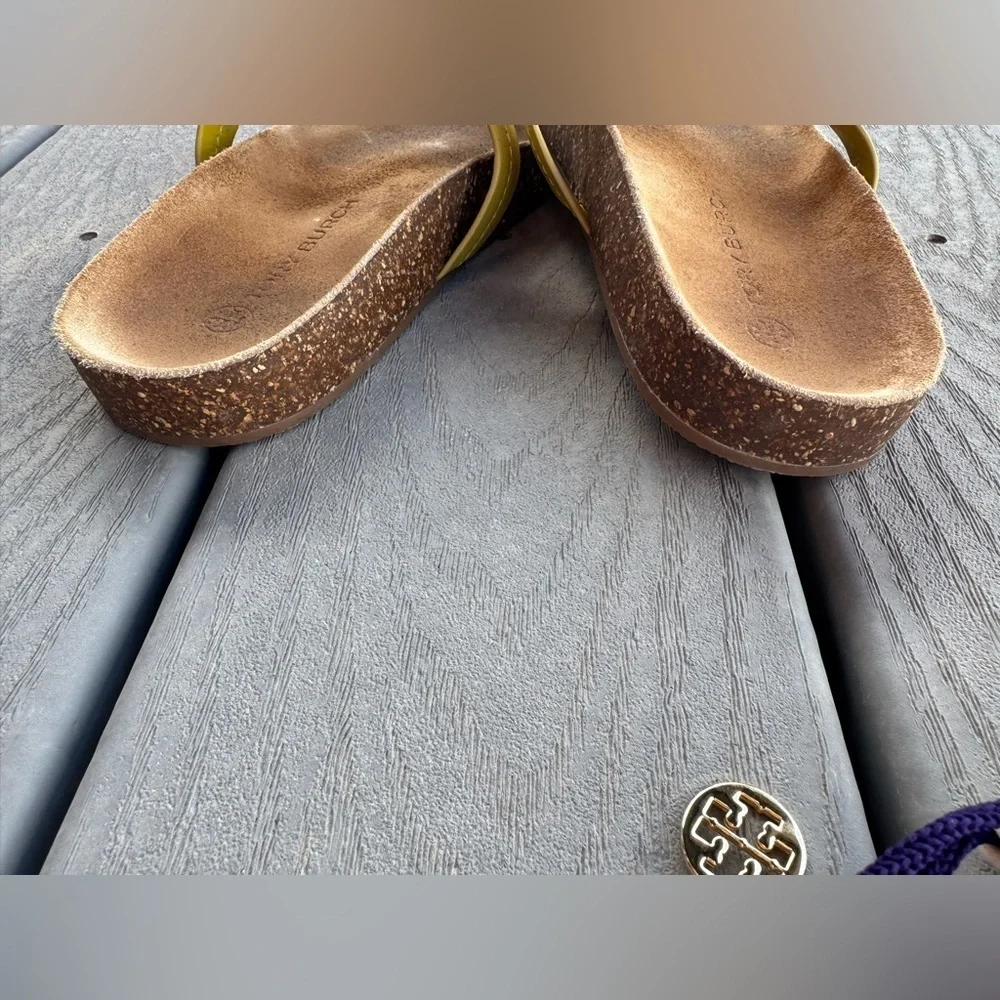Tory Burch Miller Sandals Yellow Leather Logo Thong Size 8.5 w/ Dust Bag